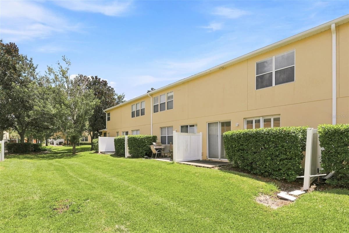 340 GOLDEN DEWDROP WAY — photo 33 of 37