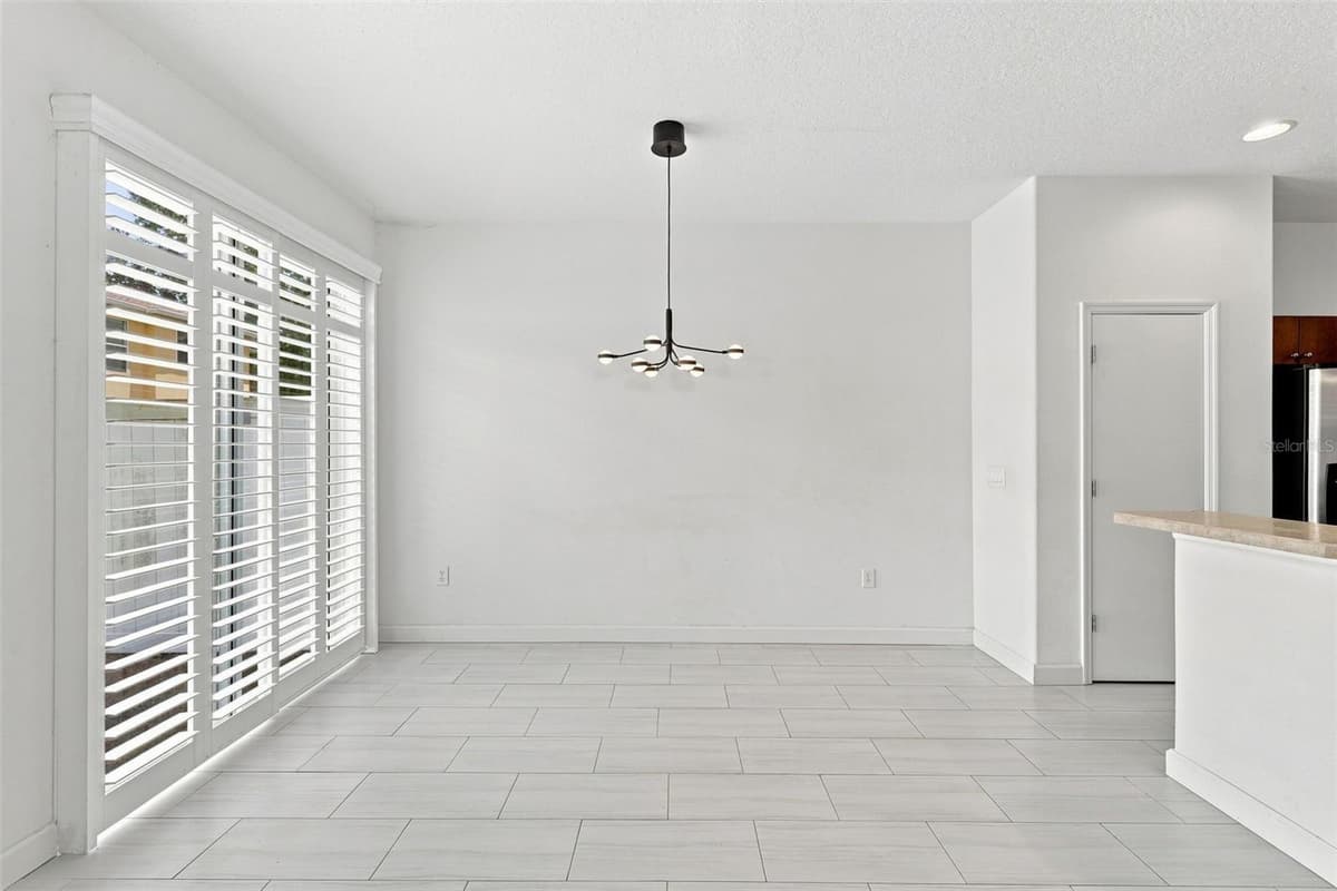 340 GOLDEN DEWDROP WAY — photo 11 of 37