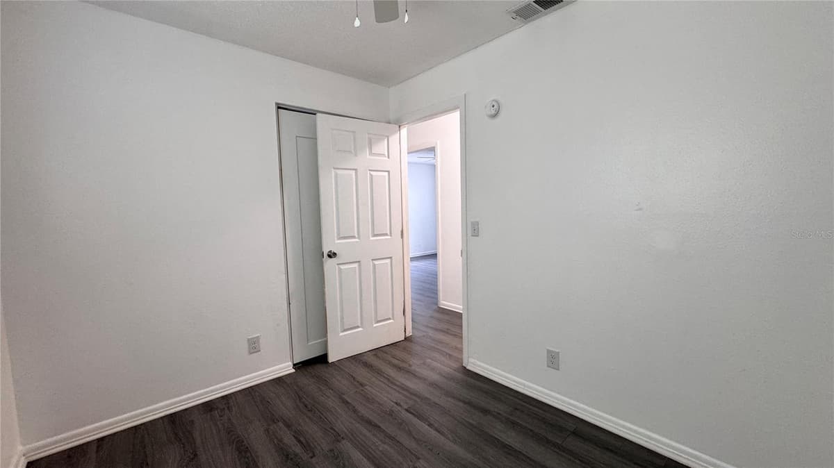8315 LIBBY LANE — photo 15 of 27
