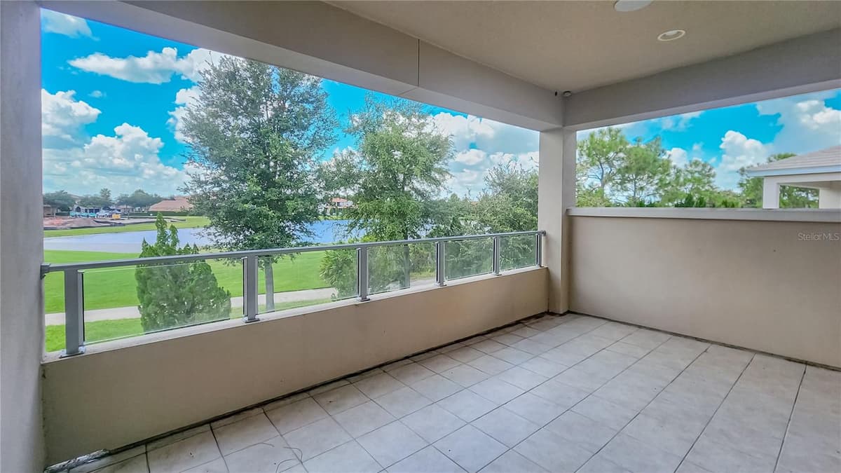 11032 MOBBERLEY CIRCLE — photo 33 of 36