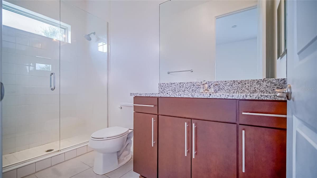 11032 MOBBERLEY CIRCLE — photo 26 of 36