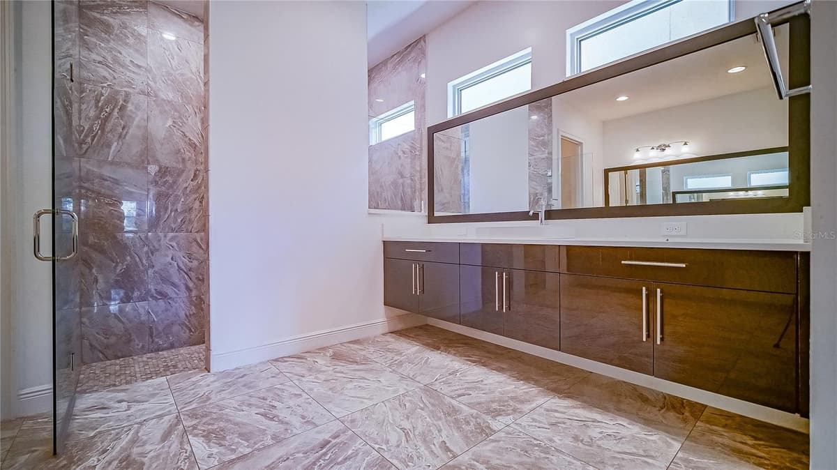 11032 MOBBERLEY CIRCLE — photo 17 of 36