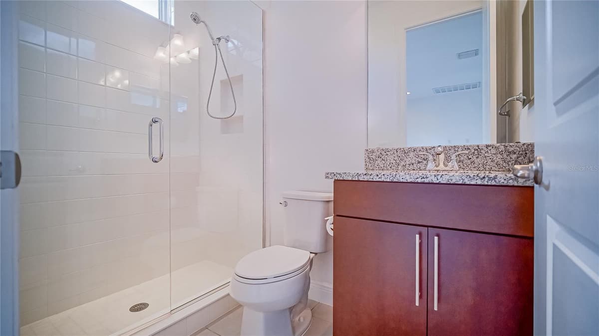 11032 MOBBERLEY CIRCLE — photo 28 of 36