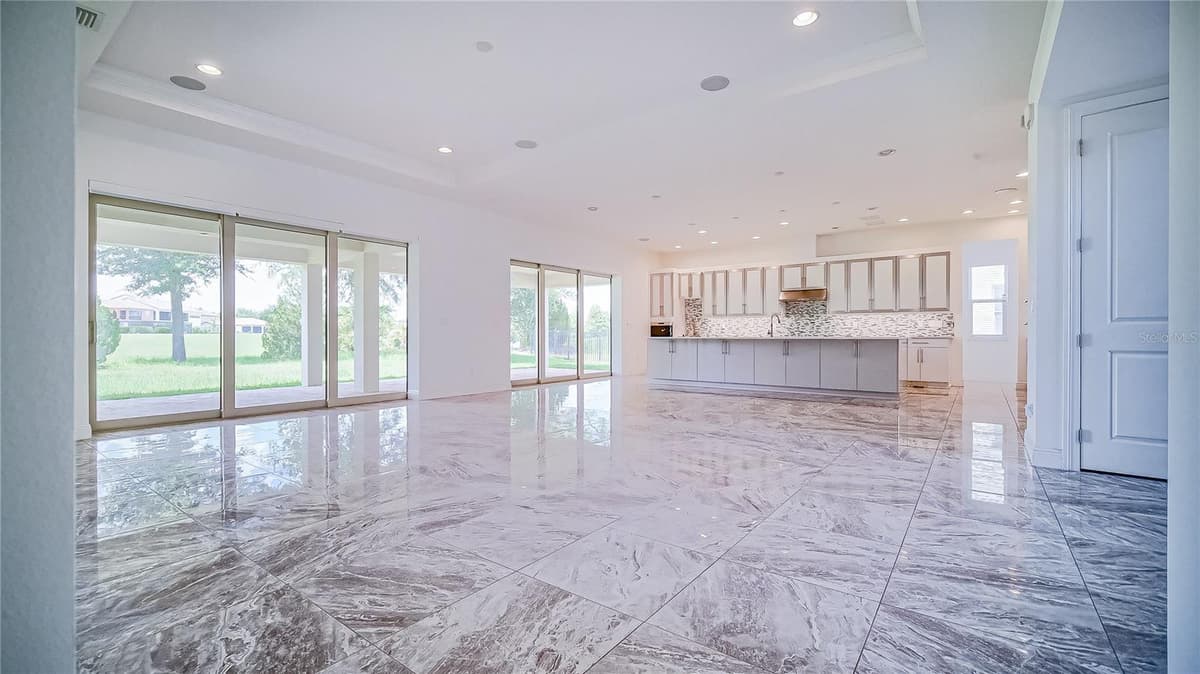 11032 MOBBERLEY CIRCLE — photo 15 of 36