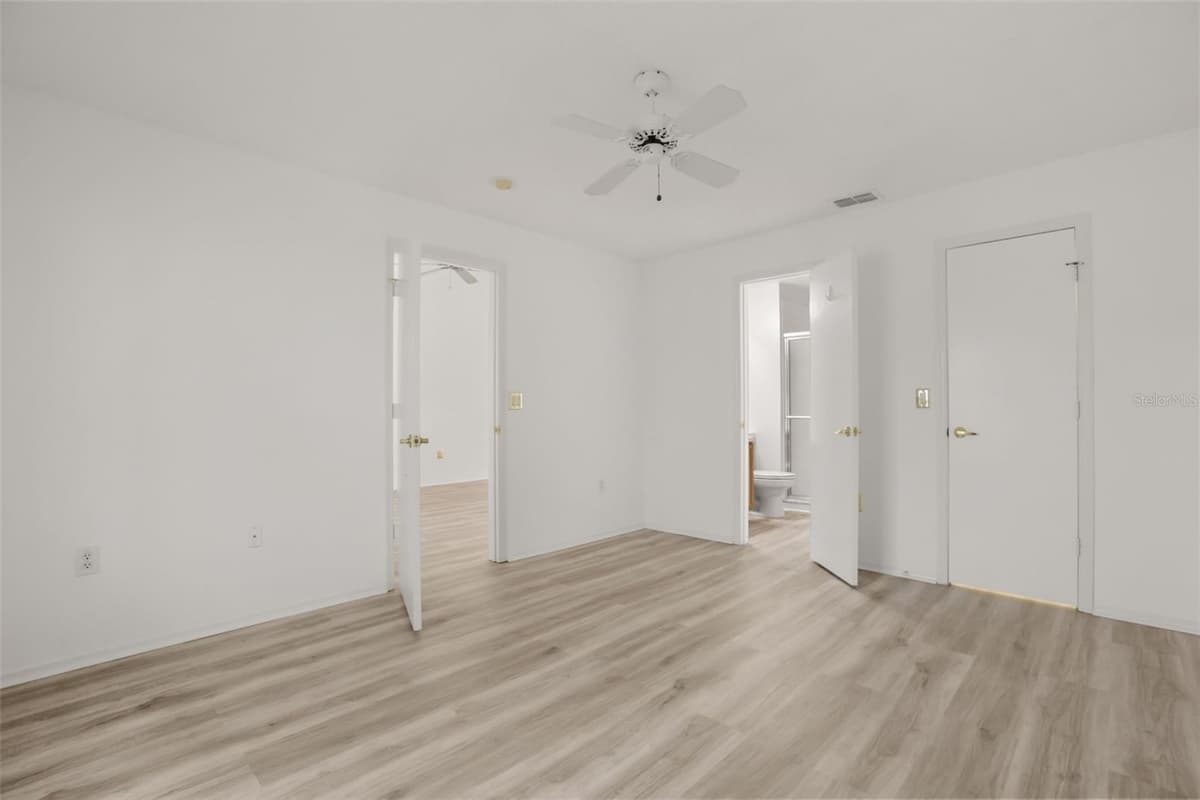 13324 FAIRWAY GLEN DRIVE — photo 8 of 16