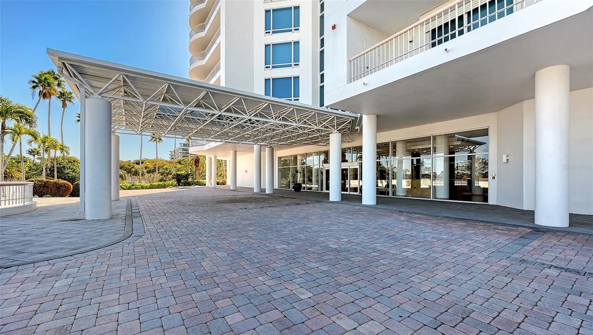 455 LONGBOAT CLUB ROAD — photo 4 of 75