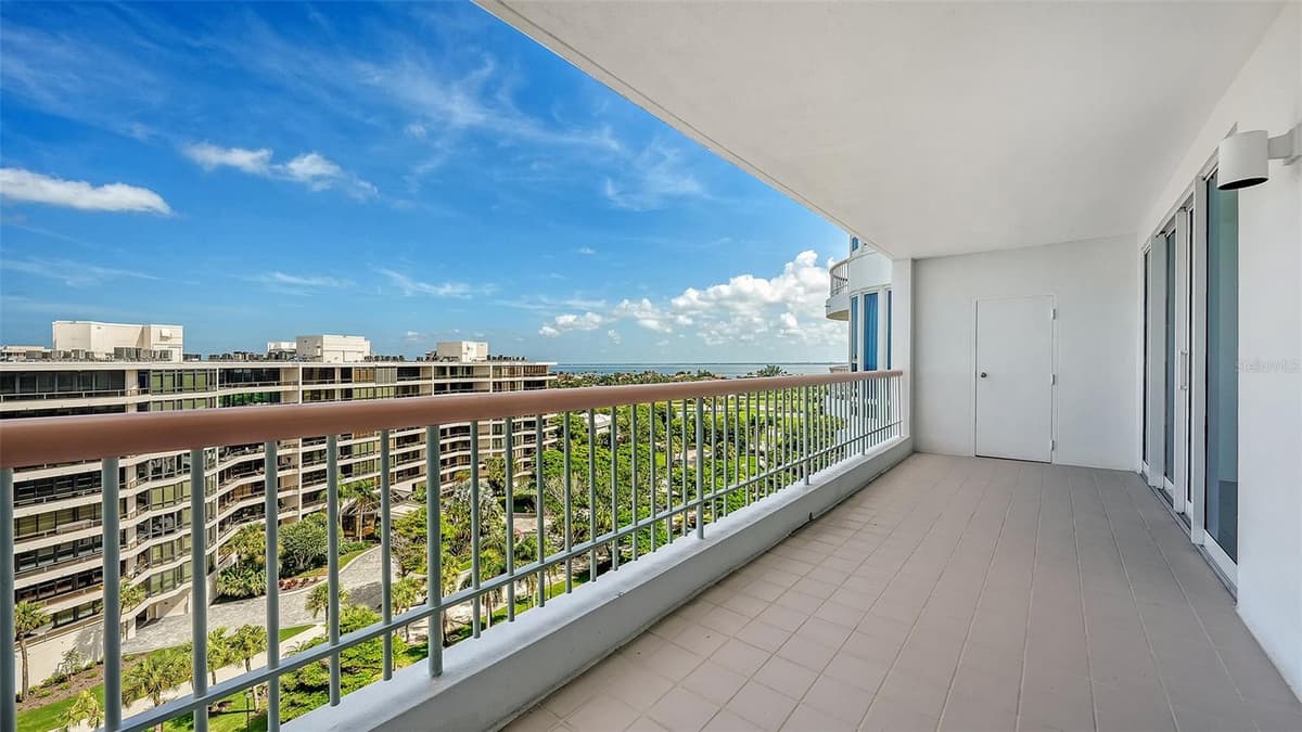 455 LONGBOAT CLUB ROAD — photo 43 of 75