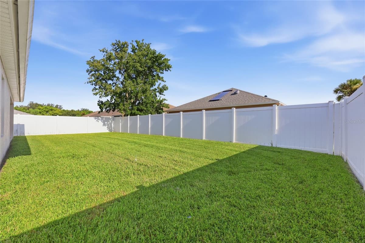 516 BELLA ROSA CIRCLE — photo 31 of 38