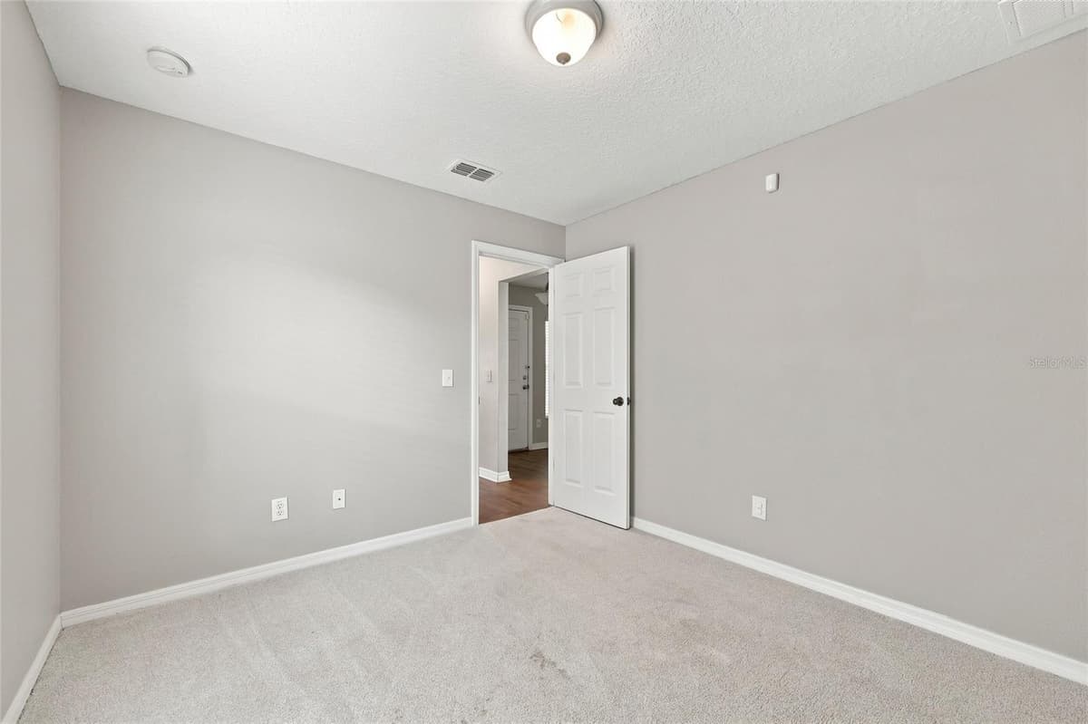 516 BELLA ROSA CIRCLE — photo 23 of 38