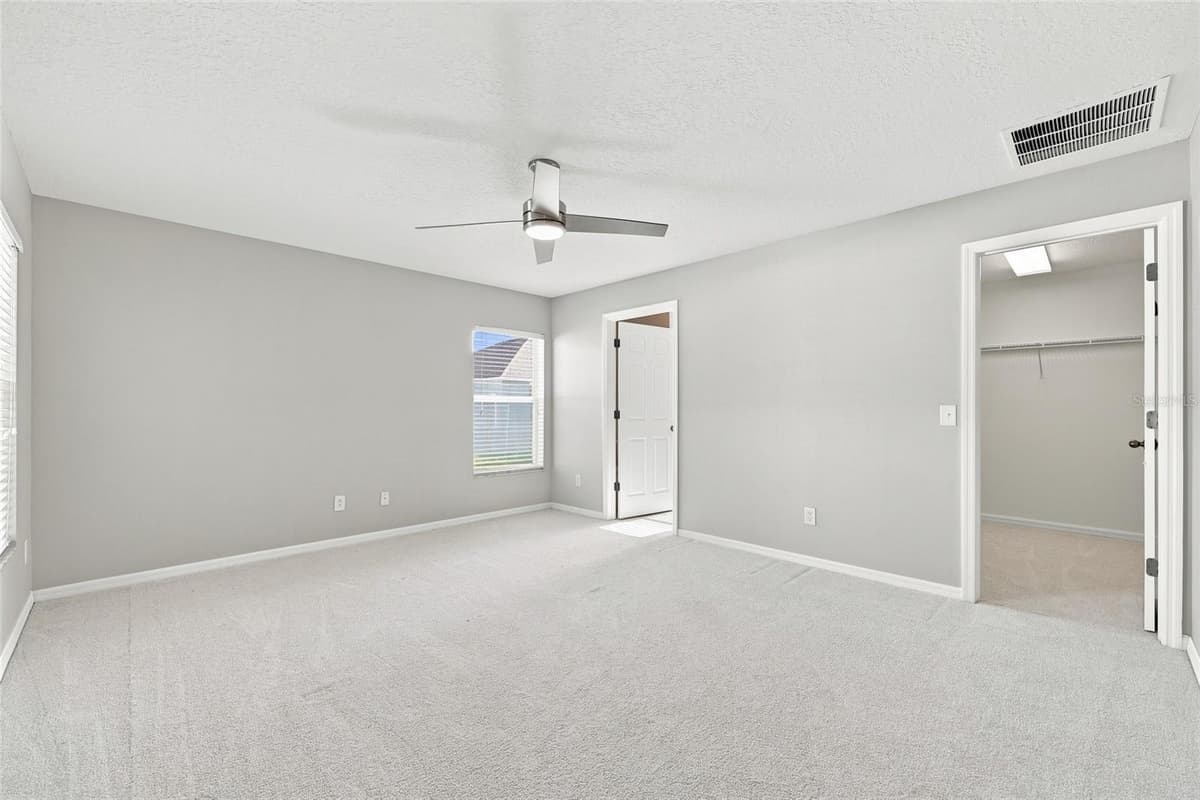 516 BELLA ROSA CIRCLE — photo 16 of 38