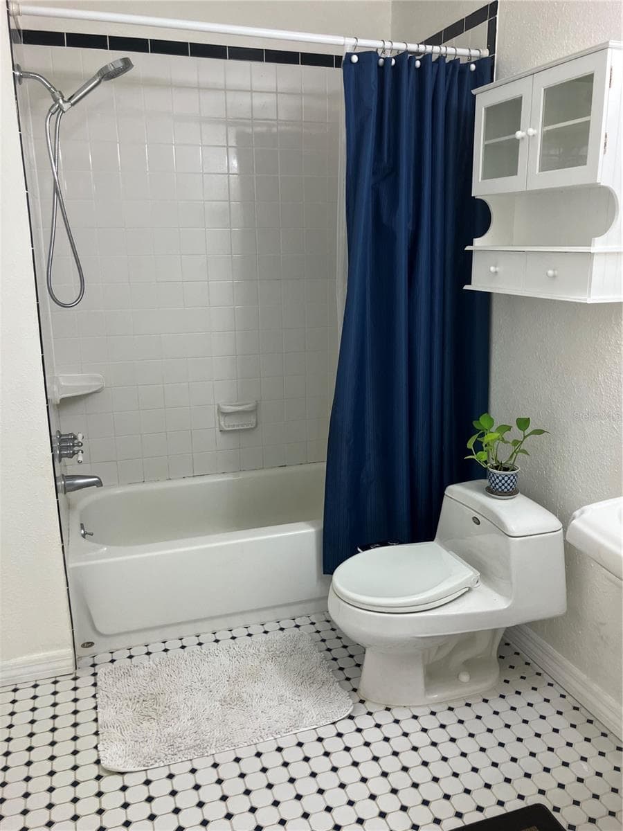 3440 LAUREL DALE DRIVE — photo 11 of 16