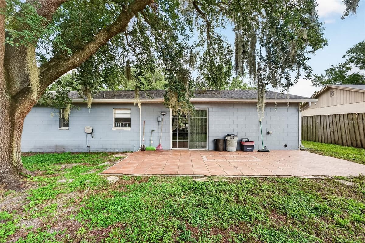 1917 CEDARBROOKE DRIVE — photo 19 of 23
