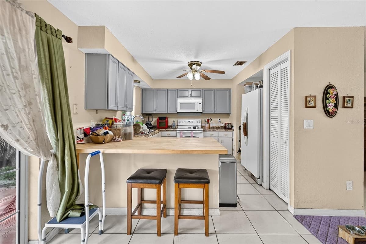 1917 CEDARBROOKE DRIVE — photo 9 of 23