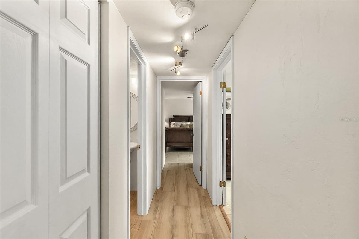 3600 OCEAN SHORE BOULEVARD — photo 26 of 38