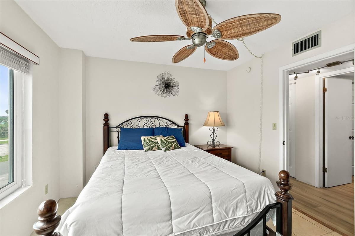3600 OCEAN SHORE BOULEVARD — photo 28 of 38