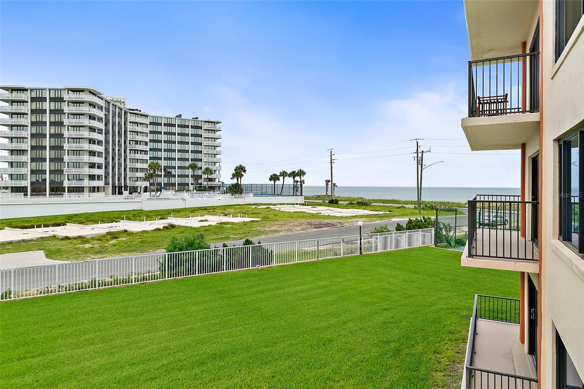 3600 OCEAN SHORE BOULEVARD — photo 37 of 38