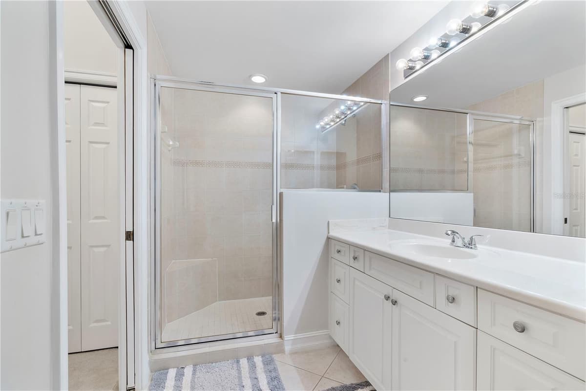 10530 AMIATA WAY — photo 13 of 39