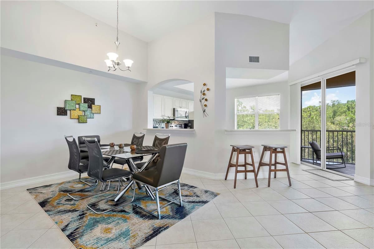 10530 AMIATA WAY — photo 17 of 39