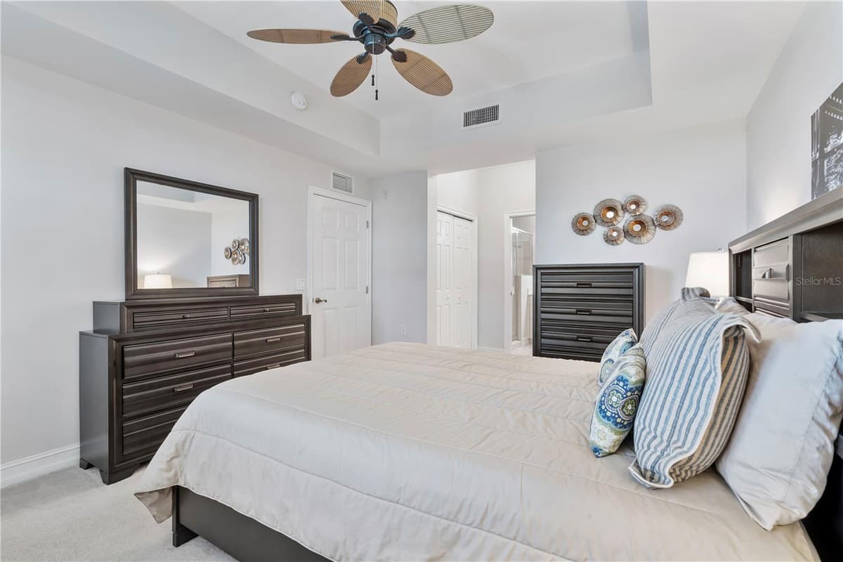 10530 AMIATA WAY — photo 14 of 39