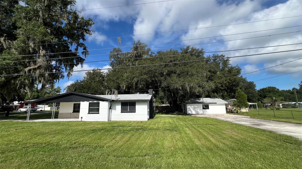 3603 PUBLIX ROAD — photo 3 of 20