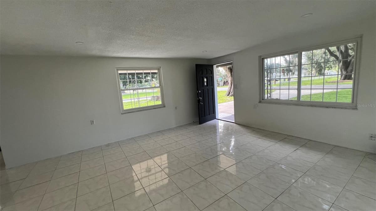 3603 PUBLIX ROAD — photo 6 of 20