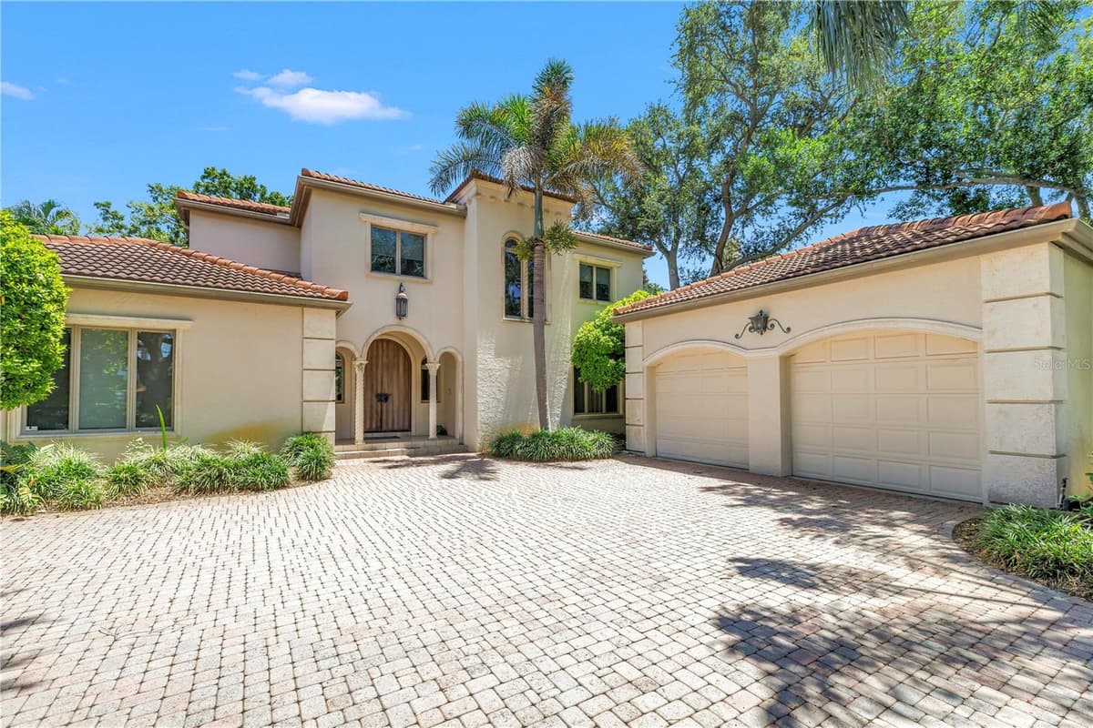 1524 BRIGHTWATERS BOULEVARD — photo 3 of 77