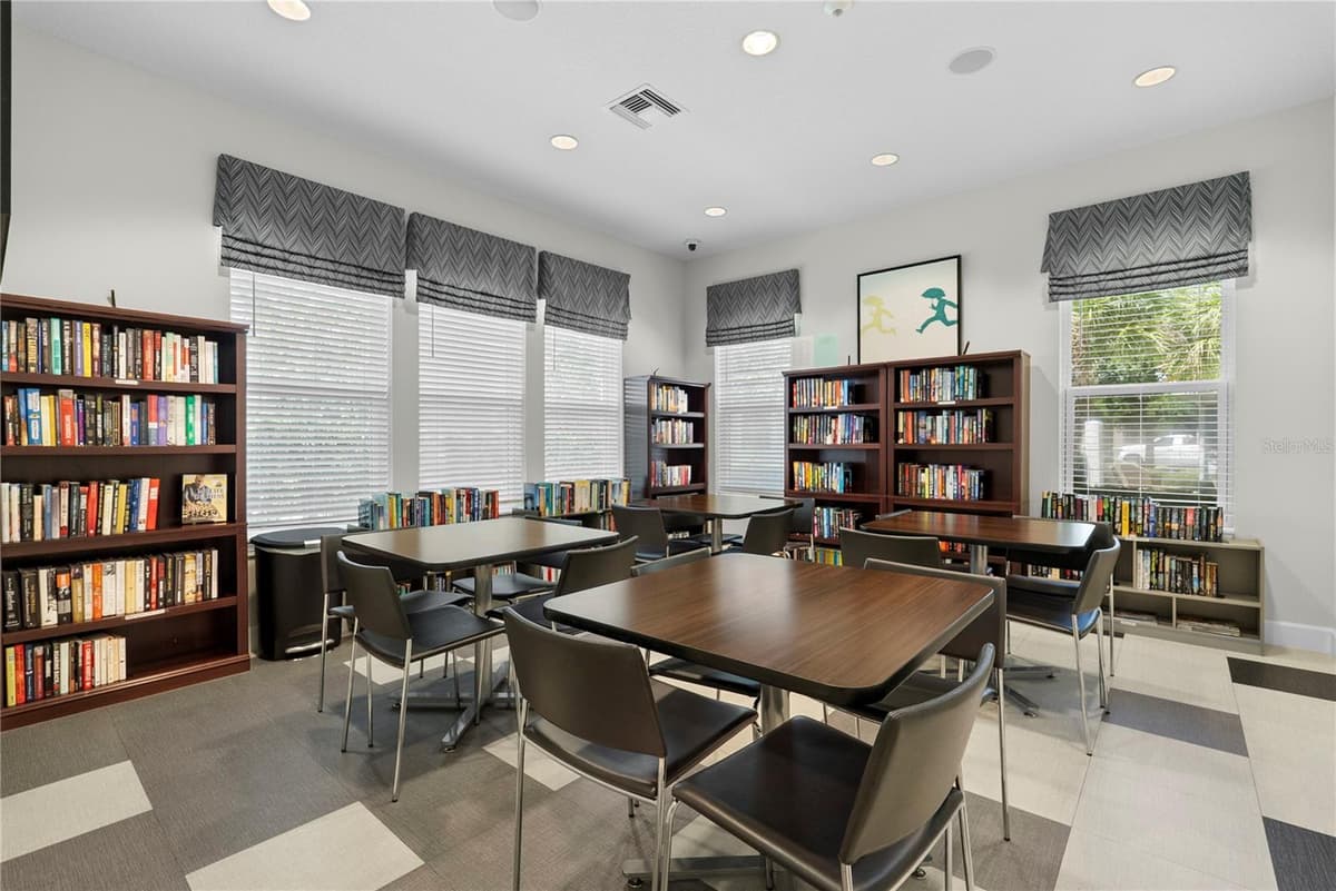 7557 LAUREATE BOULEVARD — photo 20 of 36