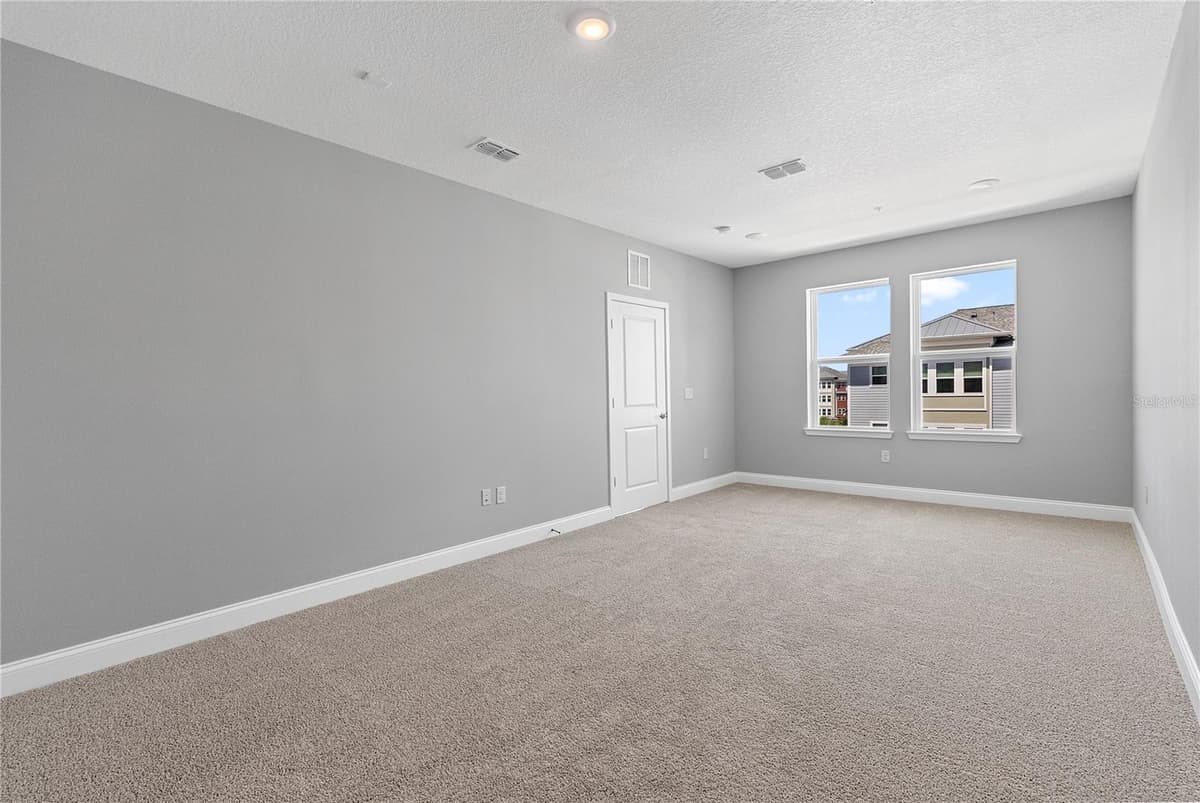 7557 LAUREATE BOULEVARD — photo 30 of 36