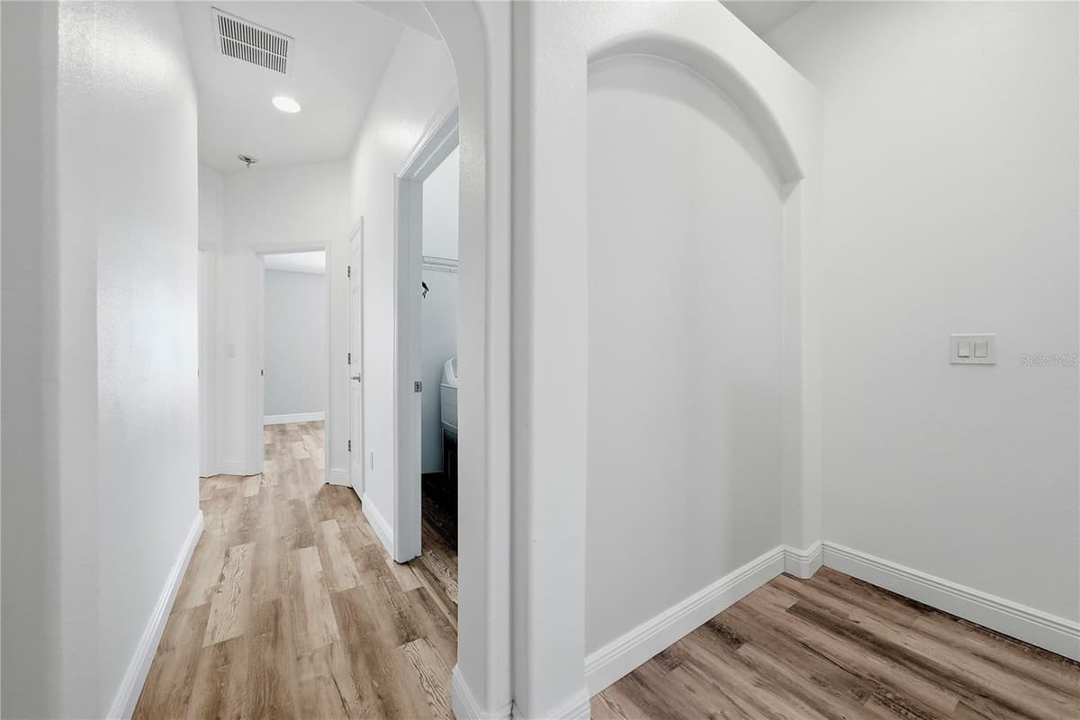 2023 STRATHMILL DRIVE — photo 16 of 41
