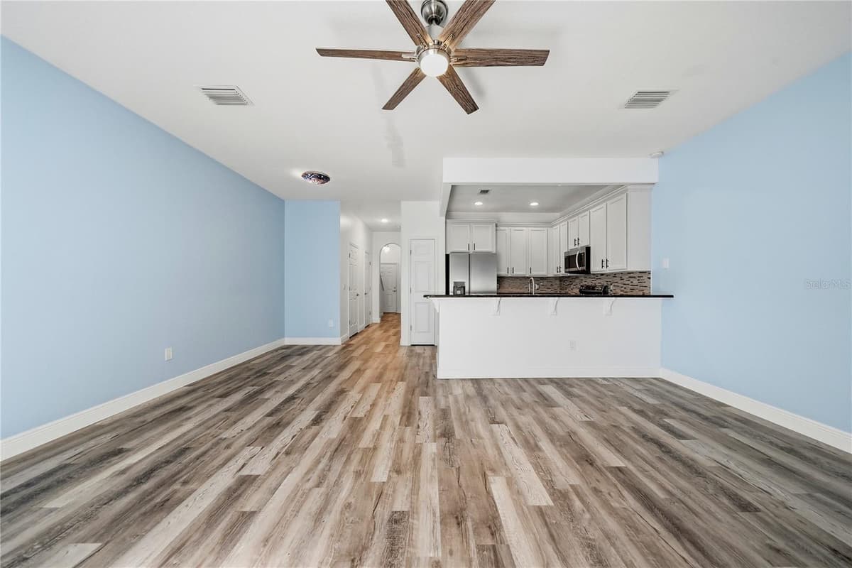 2023 STRATHMILL DRIVE — photo 10 of 41
