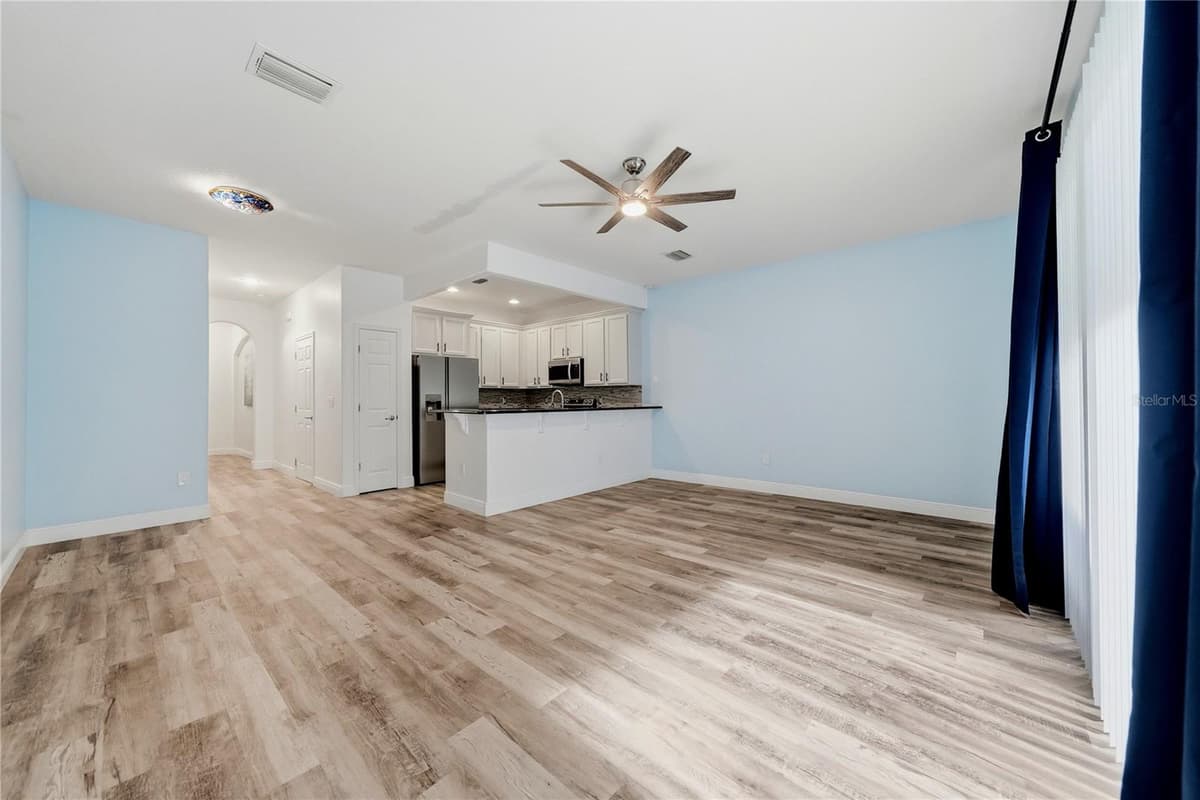 2023 STRATHMILL DRIVE — photo 7 of 41