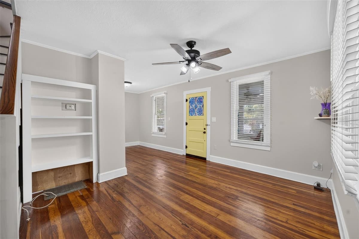 834 ALEXANDER STREET — photo 7 of 23