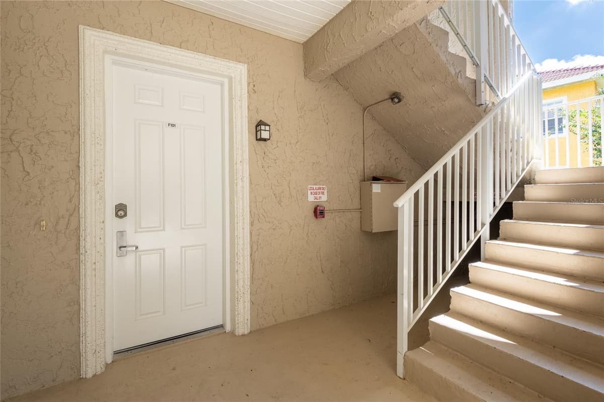 6815 DALI AVENUE — photo 2 of 45