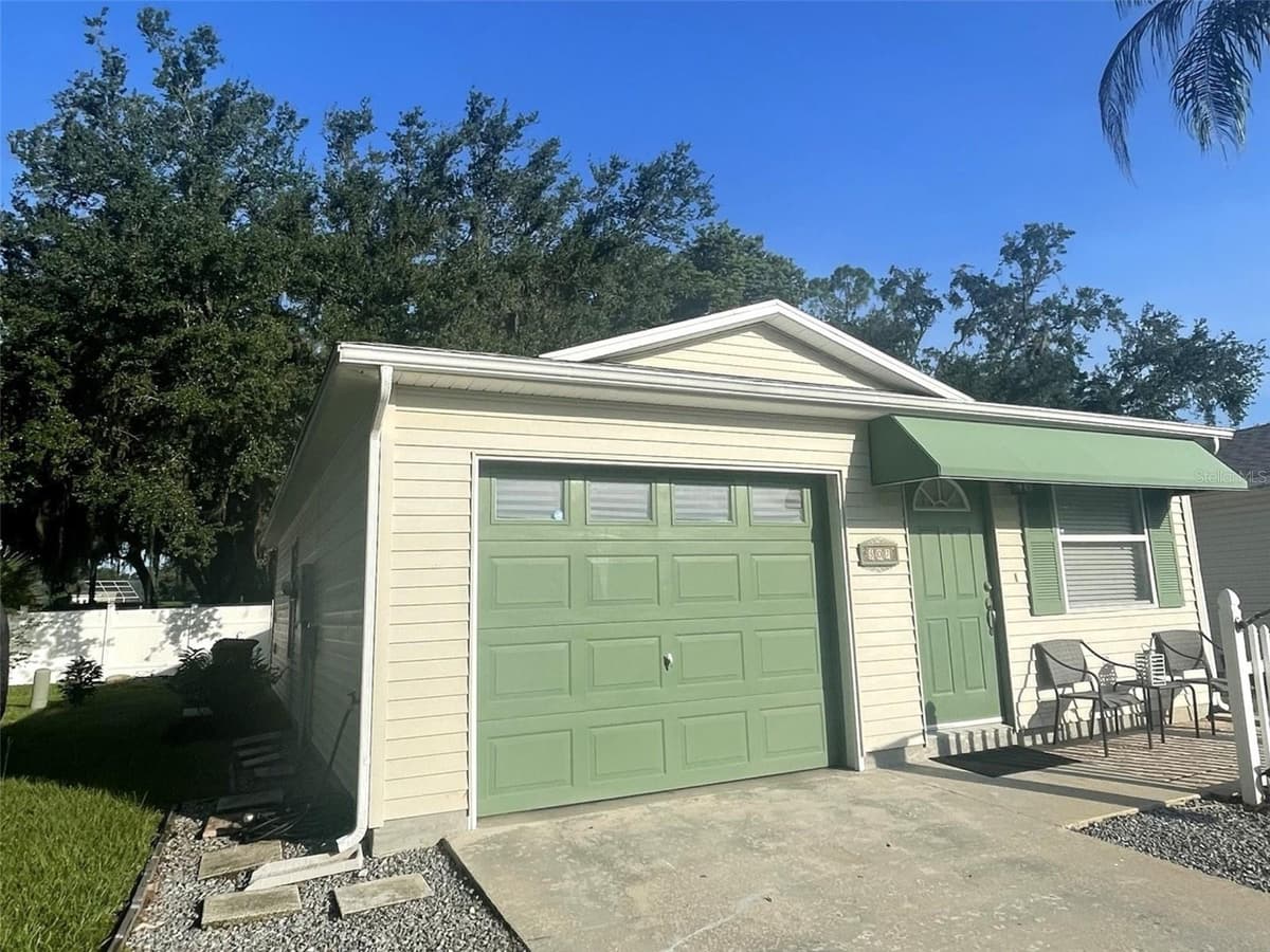 507 COTTAGE PARK LANE — photo 3 of 24