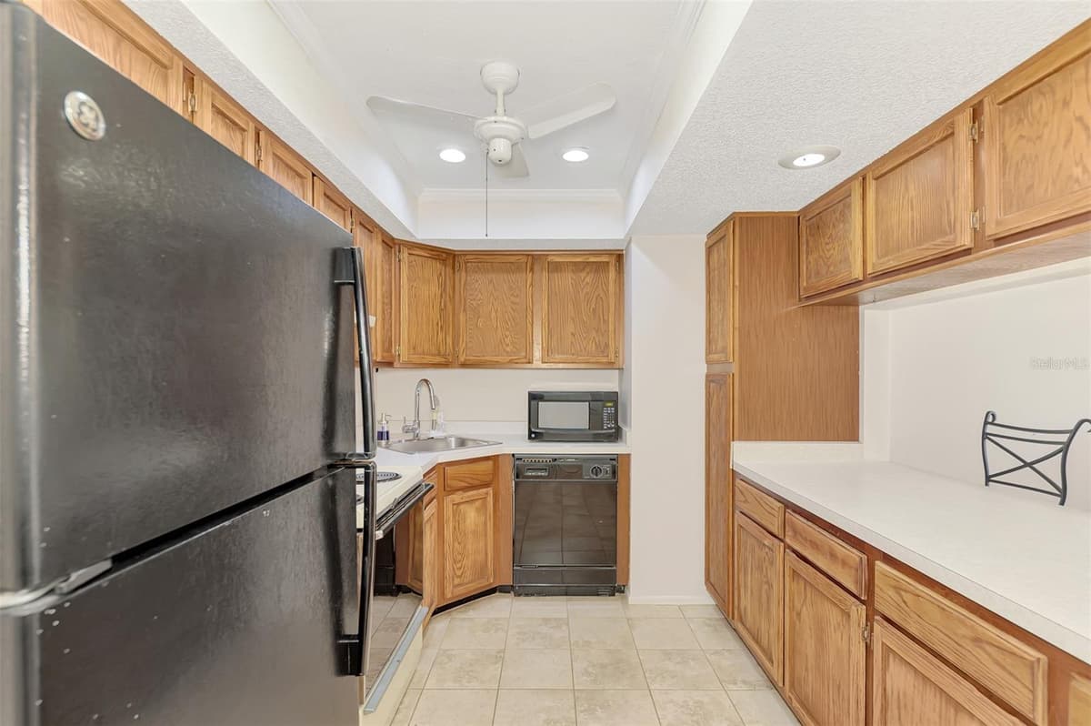 1211 CAPRI ISLES BOULEVARD — photo 20 of 47