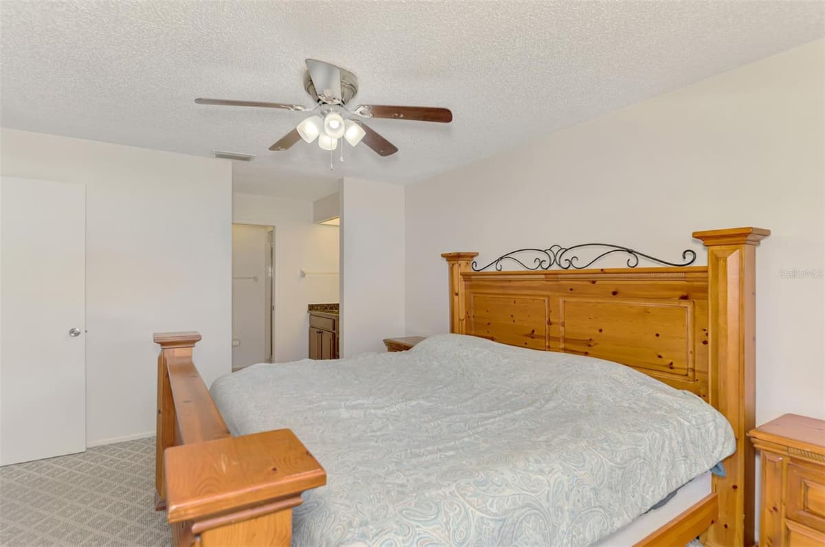 1211 CAPRI ISLES BOULEVARD — photo 28 of 47