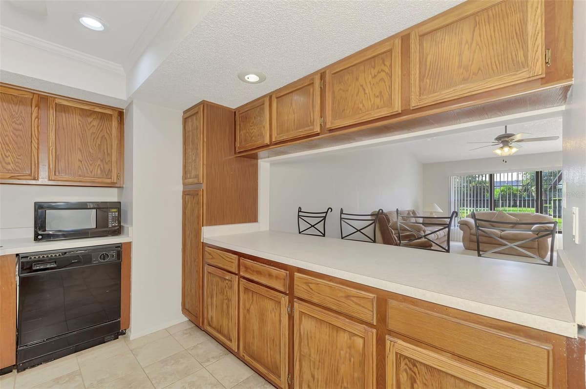 1211 CAPRI ISLES BOULEVARD — photo 21 of 47