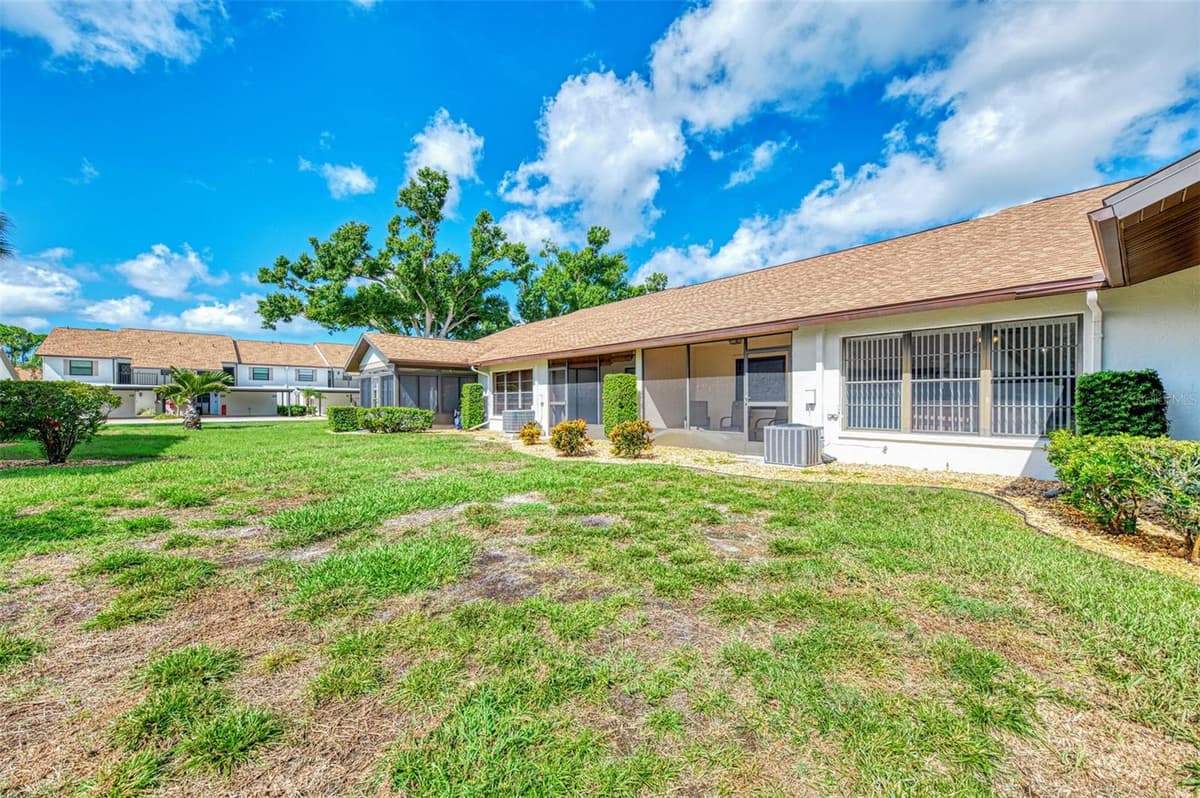1211 CAPRI ISLES BOULEVARD — photo 41 of 47