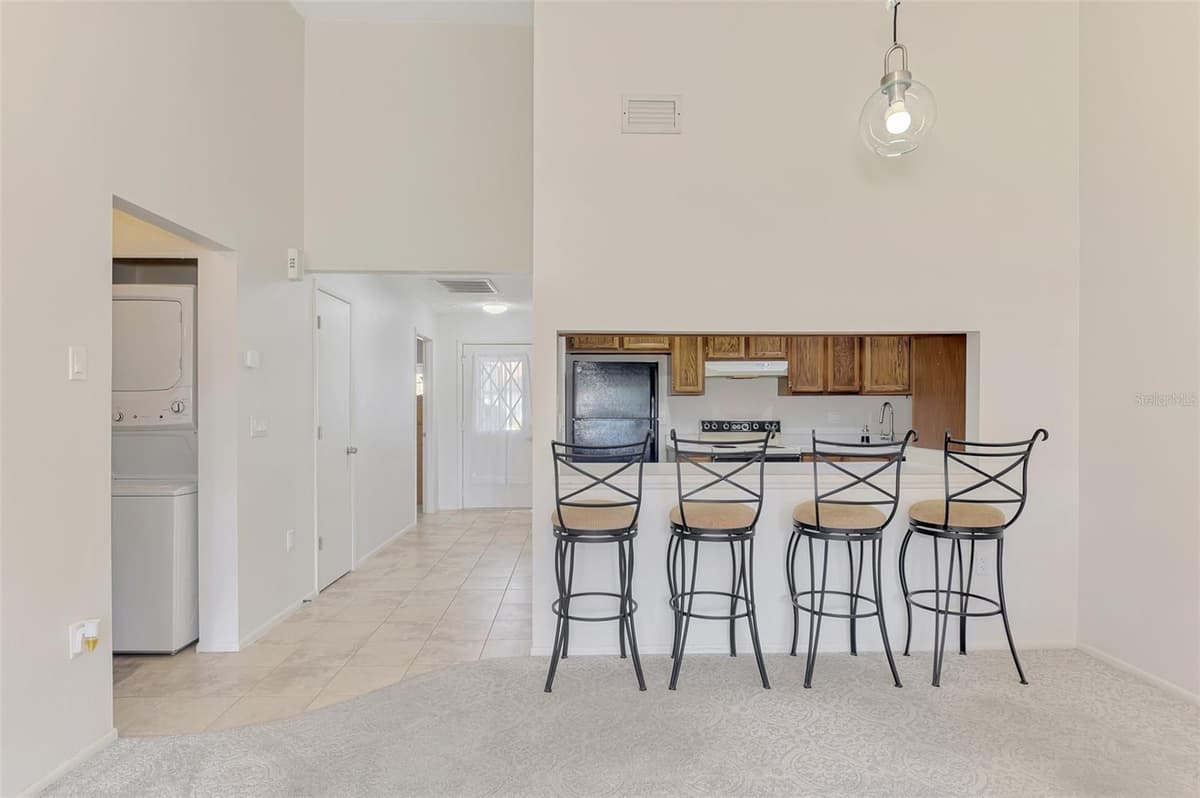 1211 CAPRI ISLES BOULEVARD — photo 18 of 47