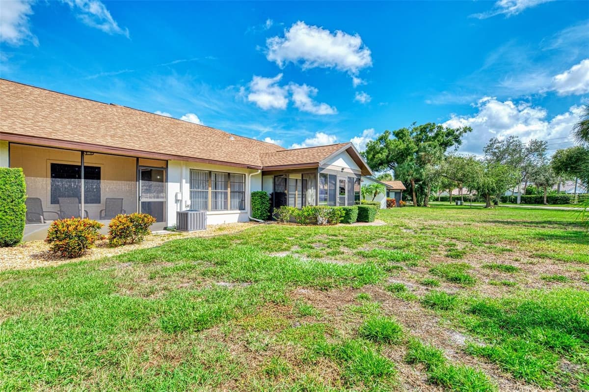 1211 CAPRI ISLES BOULEVARD — photo 42 of 47