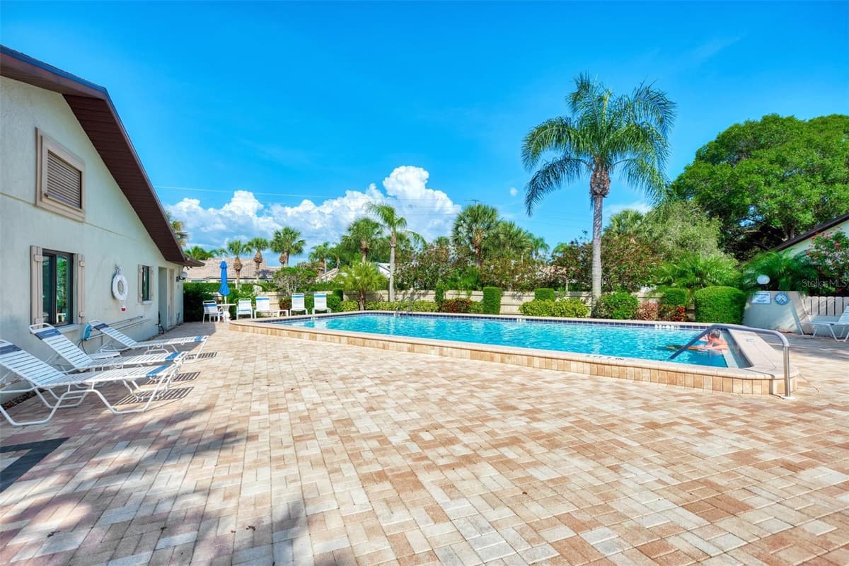 1211 CAPRI ISLES BOULEVARD — photo 46 of 47