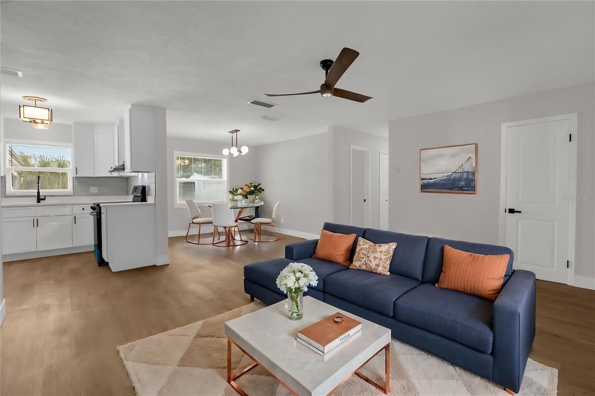 4523 COLUMBIA STREET — photo 3 of 33