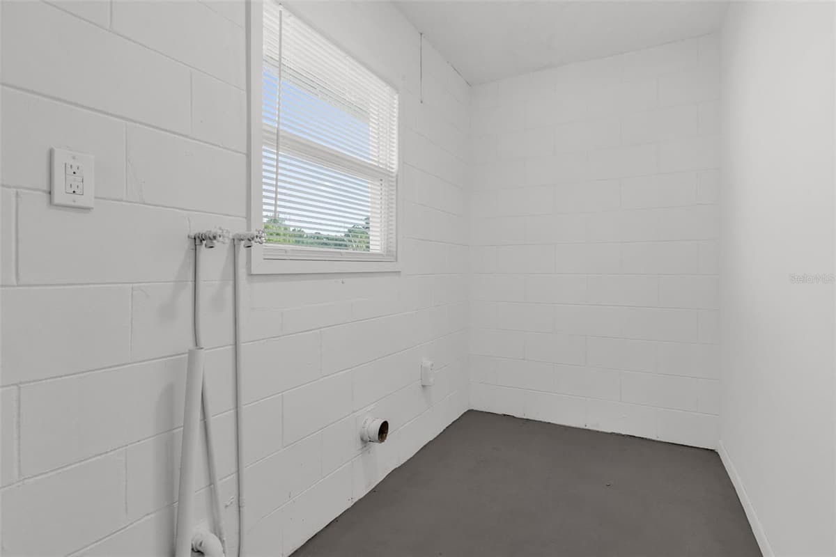 4523 COLUMBIA STREET — photo 28 of 33