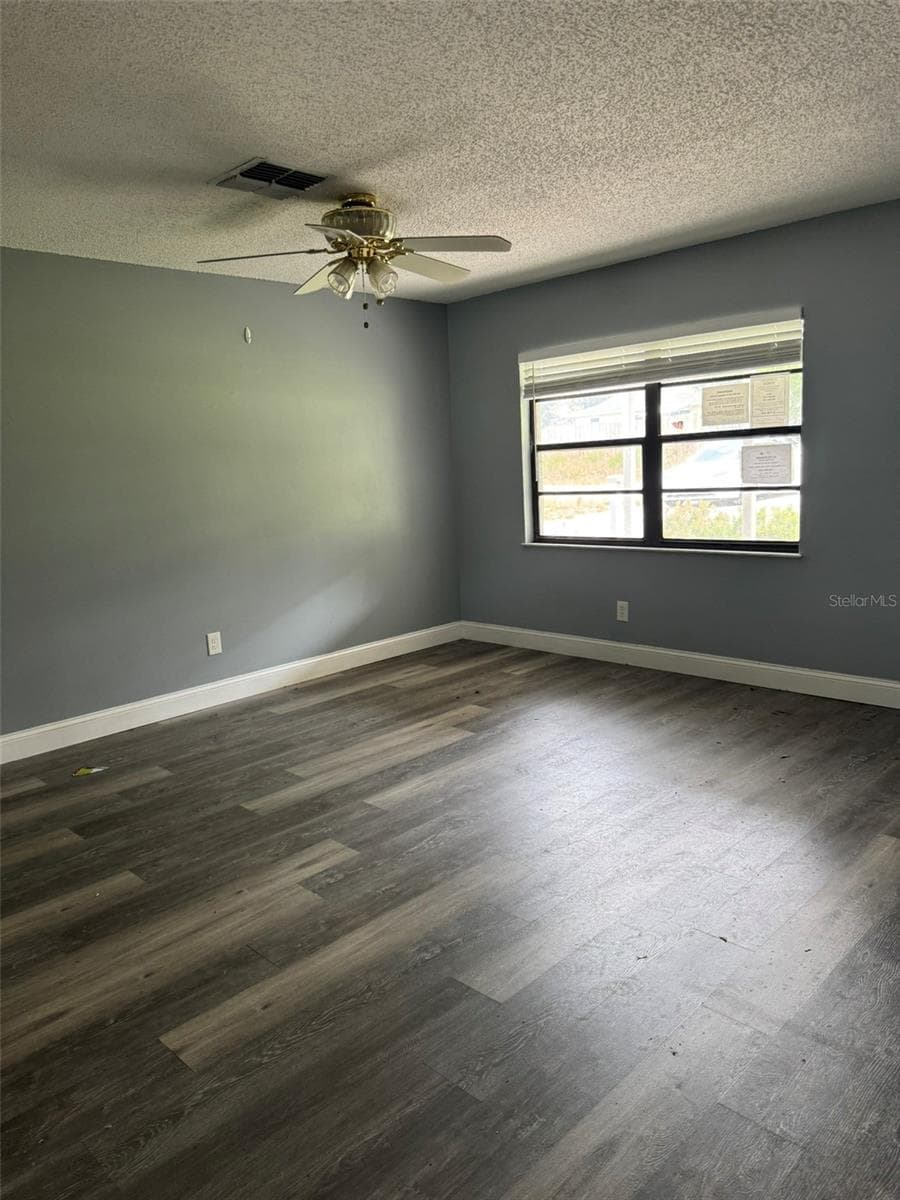 38745 CAMBRIDGE DRIVE — photo 18 of 37