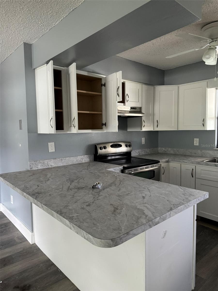 38745 CAMBRIDGE DRIVE — photo 2 of 37