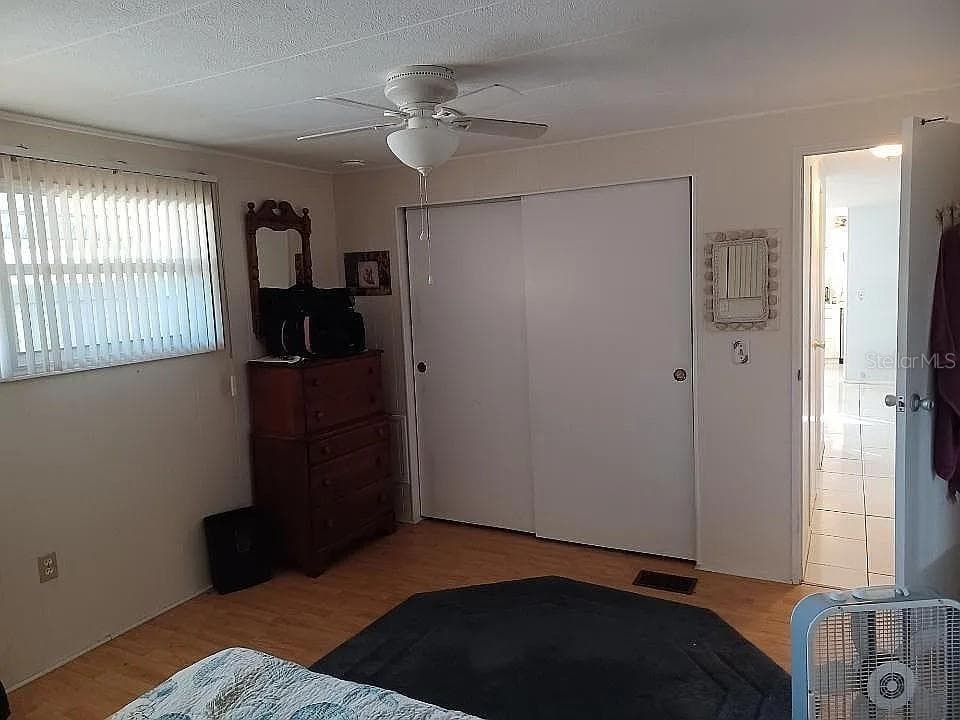 7880 54TH AVENUE — photo 16 of 18