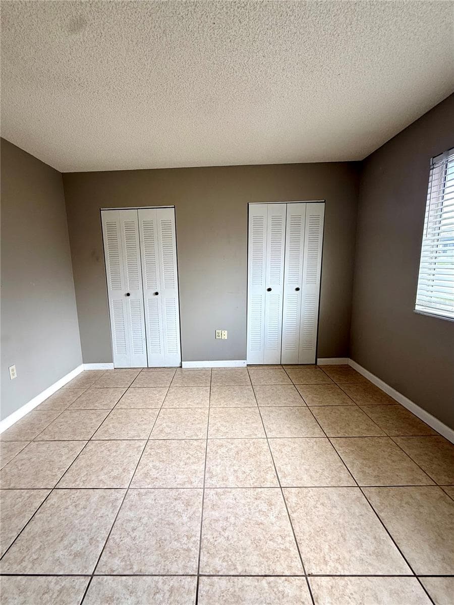 242 WINTER RIDGE BOULEVARD — photo 6 of 16