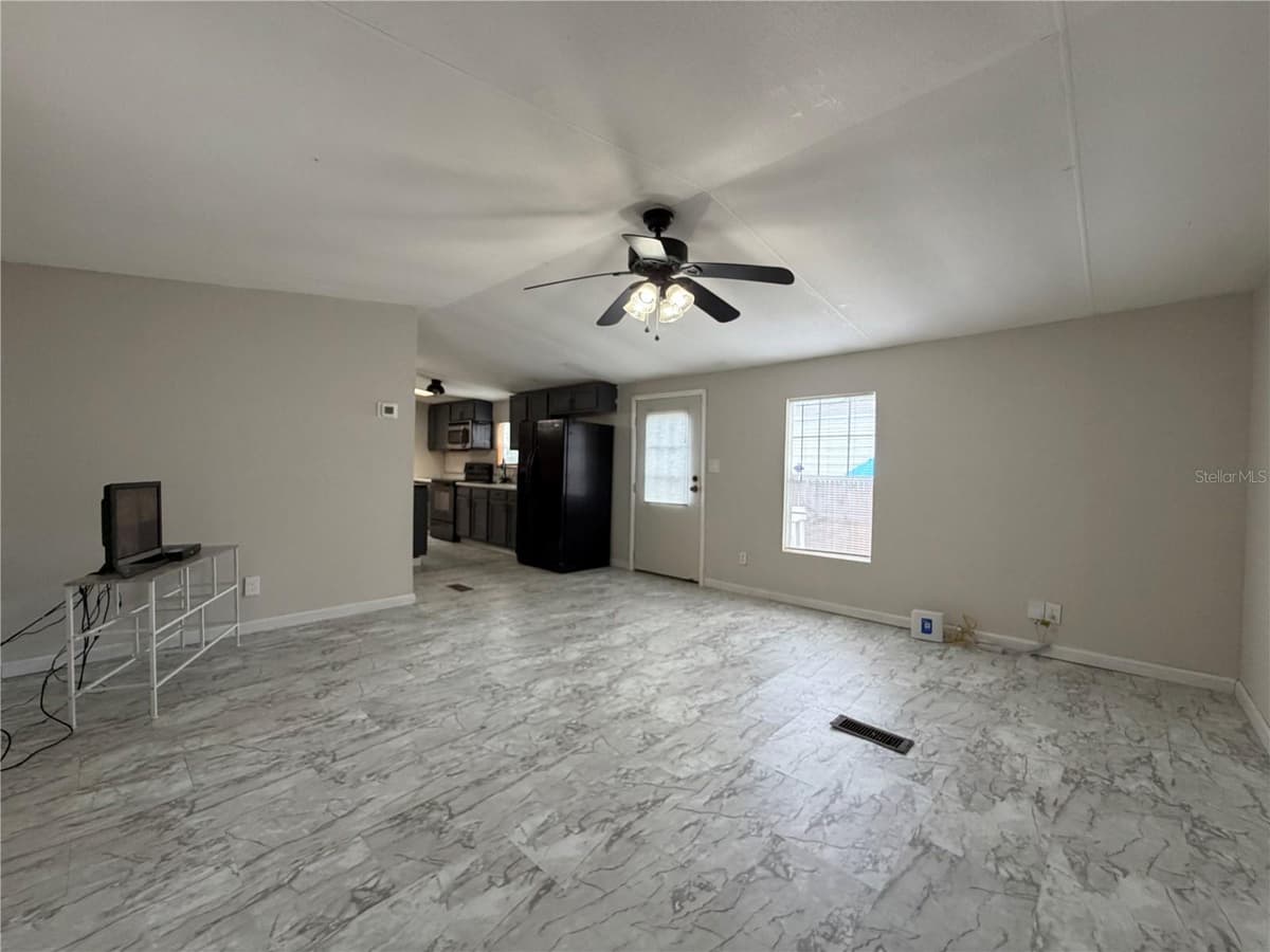 1133 AVENUE G — photo 5 of 16