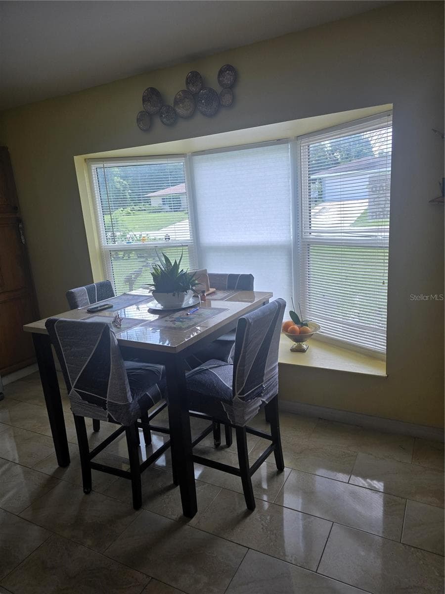 1822 HOUSTON DRIVE — photo 9 of 41