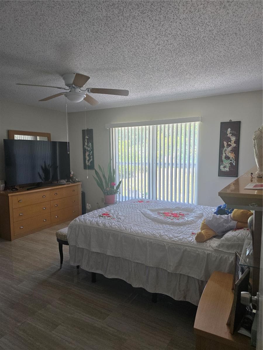 1822 HOUSTON DRIVE — photo 25 of 41